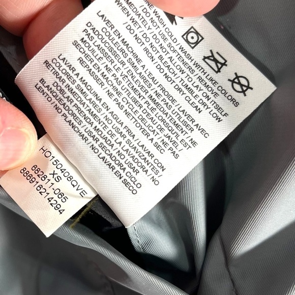 Nike Air Jordan Jumpman Reversible Quilted Puffer Vest, Red Camo/Grey, Size XS - Picture 10 of 12